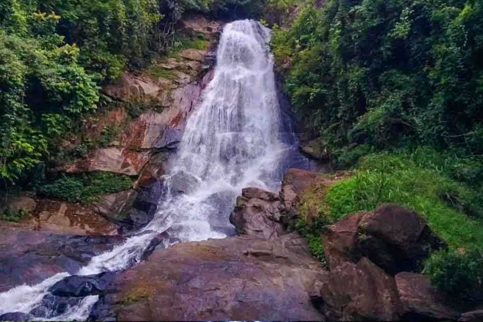 Beruwatte Ella Falls