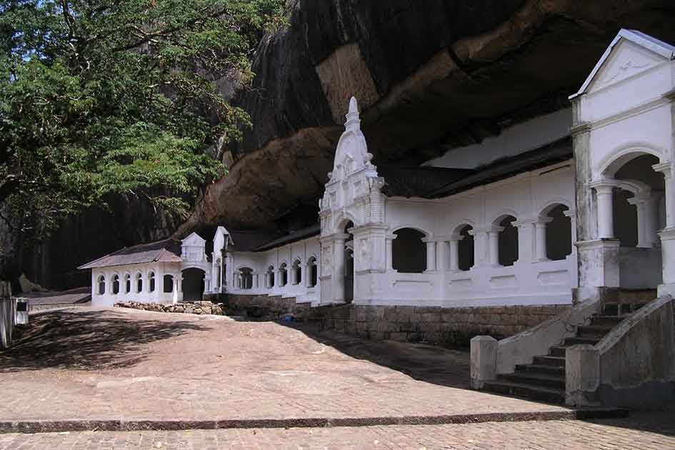 Dambulla Cave Temple