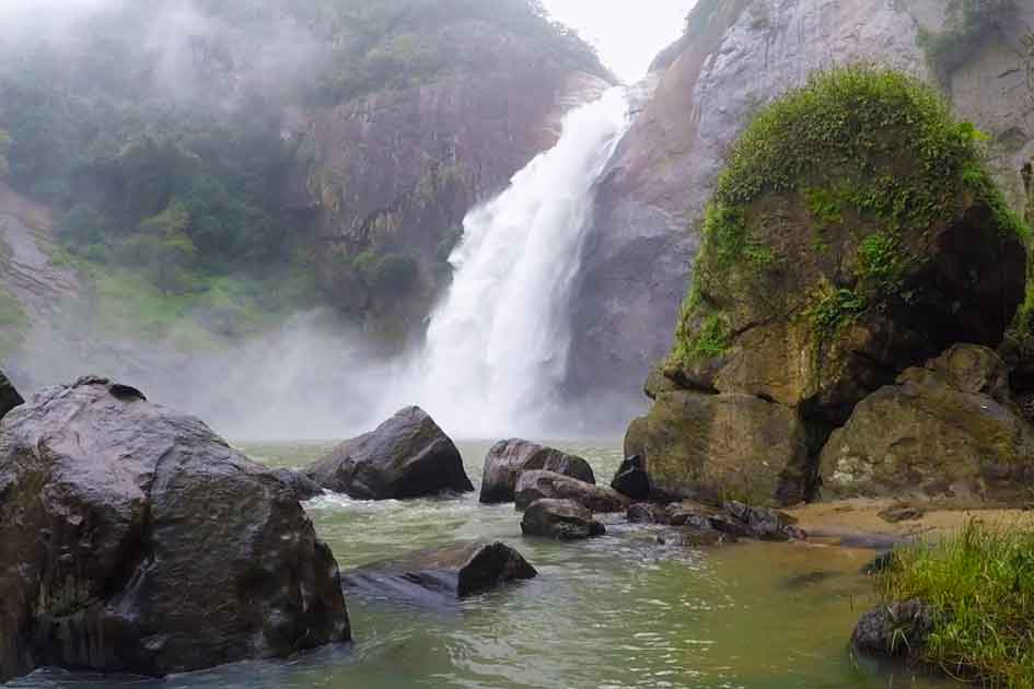 Dunhinda Falls
