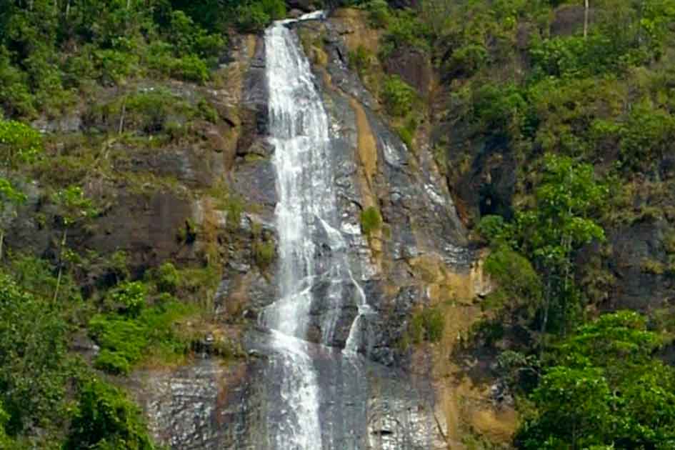 Nakkavita Ella Falls
